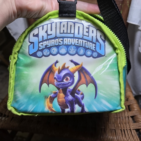Skylanders Bag Plus 12 Figures - Picture 7 of 10